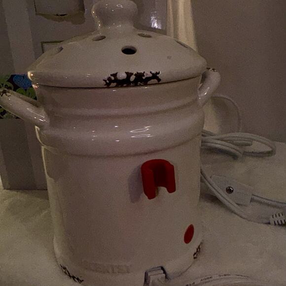 COUNTRY CANISTER Scentsy Element warmer MILK JUG Farmhouse Rustic EUC Electric - Picture 4 of 7